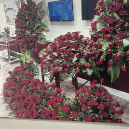 4 Piece Rose Package