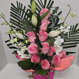 Luxury trilogy arrangement