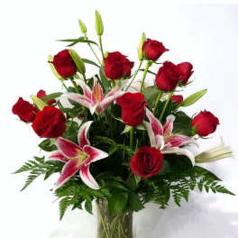 Dozen Roses with star fighter lilies