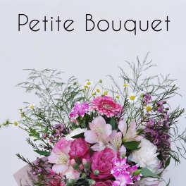 The Petite Mixed Bouquet -Pink