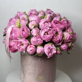 Chic Serenity: The Boxed Peonies Arrangement