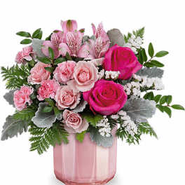 BLUSHING GEM BOUQUET