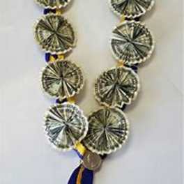 MONEY LEIS