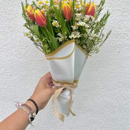 Sunburst Tulip Bouquet
