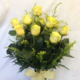 Dozen Yellow Roses Arranged
