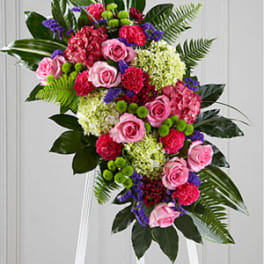 The FTD Refreshing Mix Standing Spray
