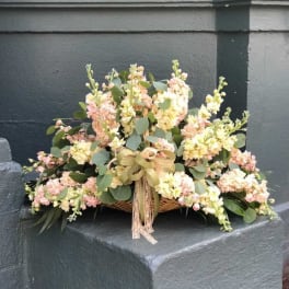 Peaches and Cream Bouquet