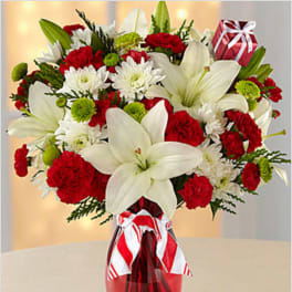Open Your Heart Holiday Bouquet