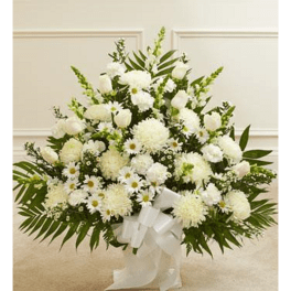 Large white floral spray with daisies and chrysanthemums
