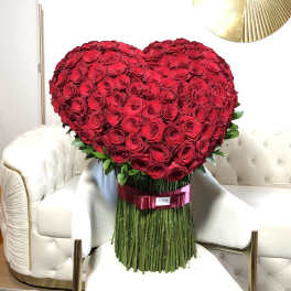 № 1 - RED ROSES HEART