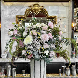 Grand Elegant Harmony Vase