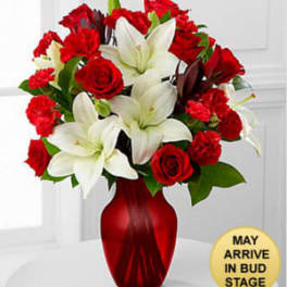 Hearts in Harmony Mixed Flower Bouquet
