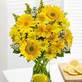 Make Lemonade in a Vase