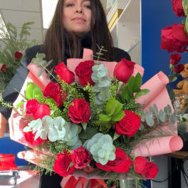 Ramo de 12 rosas en Long Island New York