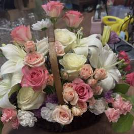 PINK PARADE BASKET