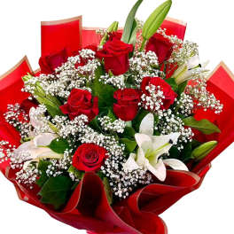 Passionate Love – Red Rose & White Lily Bouquet