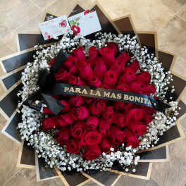 50 red roses