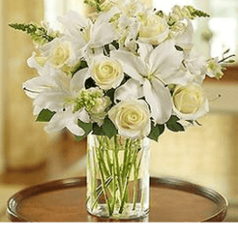 SIMPLY ELEGANCE WITH ROSES AND LILIES BOUQUET