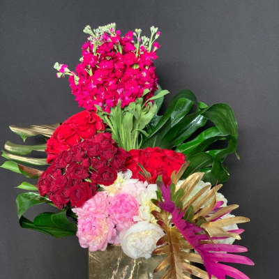Mixed Red roses, Hydrangeas, & Peonies Floral Arrangement