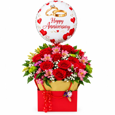 Red rose bouquet with an anniversary balloon in a gift box