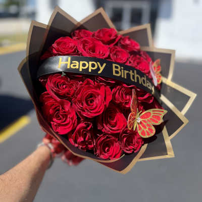 Elegance Bouquet - Small - Red Roses