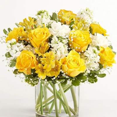Yellow & White Delith Bouquet