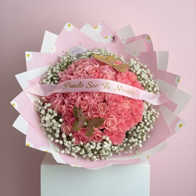 Puedo Ser Tu Novia Proposal Pink Roses & Carnations