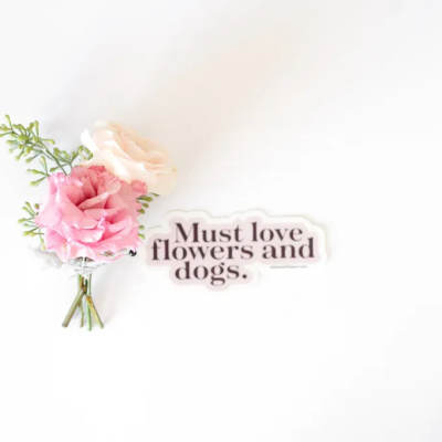 Small pink and white flower bouquet with a text sticker