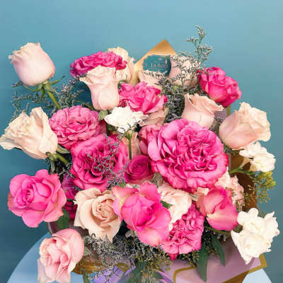 La Rose Grand Vase Bouquet