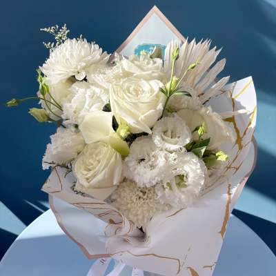 White Vase Bouquet