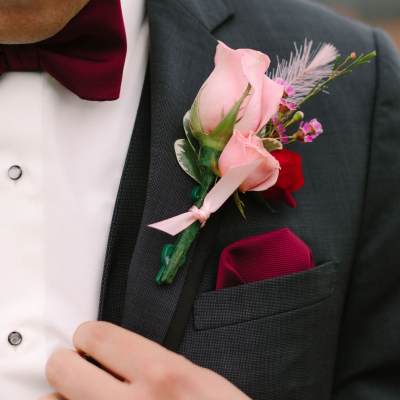 Traditional boutonniere