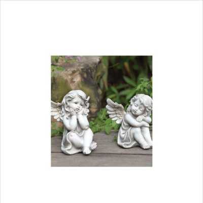 Angel Girl (Eyes closed)