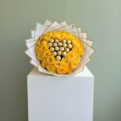 Yellow Roses with Chocolate Heart