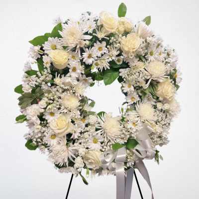 White Serenity Wreath