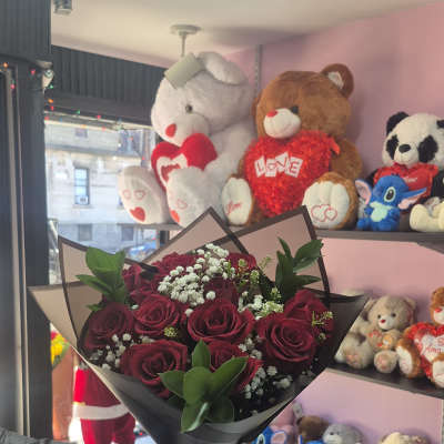 Bouquet 12 red roses