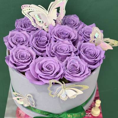 Diana. (PRESERVED ROSES)