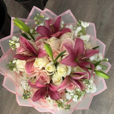 Blush Lily Elegance