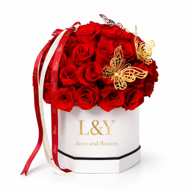 Luxury Red roses Box