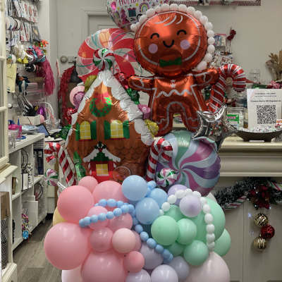 Gingerbread House Balloons Marquee