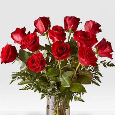 Red Rose's with gold baton vases (NO BABY BREATH)