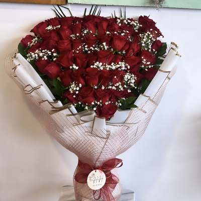 50 Rose Laydown Bouquet