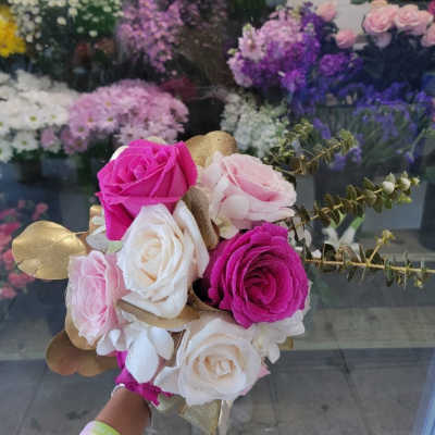 Pink Brides maids bouquet