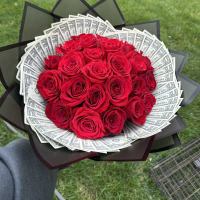 Rosas y billetes