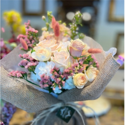 PASTEL BOUQUET ARRANGEMENT