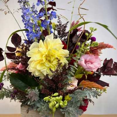 SEPTEMBER 25 • Embracing Fall Flowers Workshop