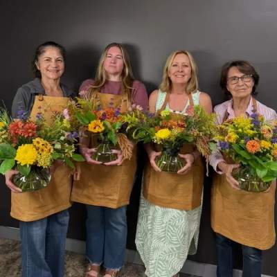 SEPTEMBER 16 • Welcoming Fall Flowers Workshop