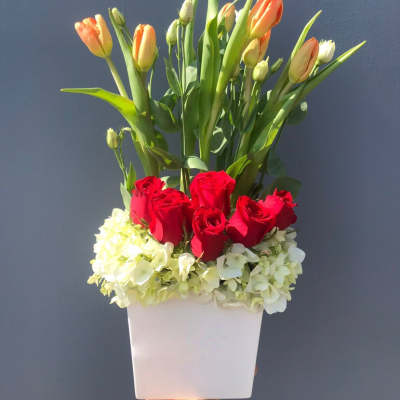 Spring Romance Bloom Box