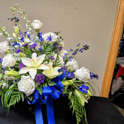 White & Blue Sympathy piece