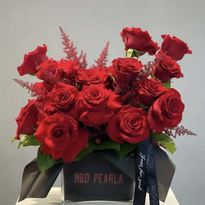 Messenger Rose Bouquet (Select a Color)