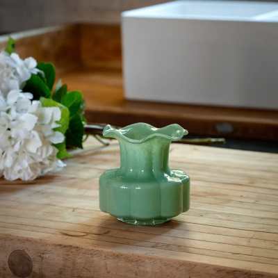 Porch View Short Canterbury Vase